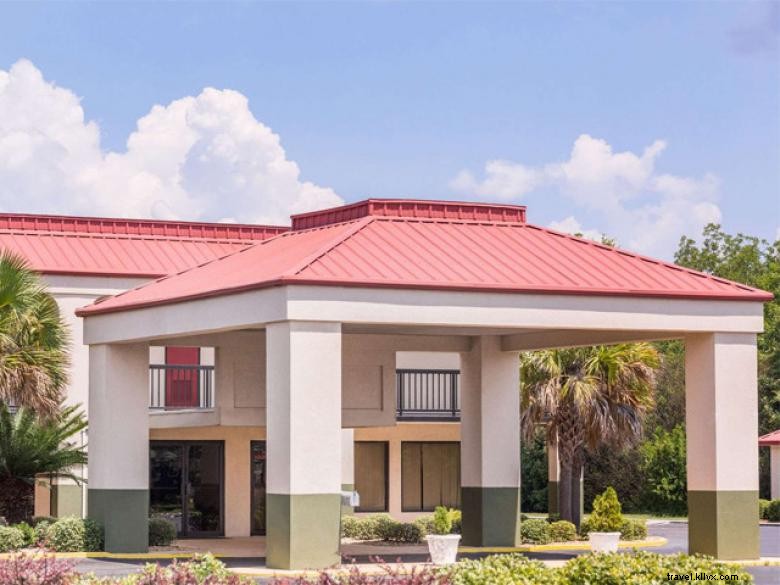 Days Inn by Wyndham Dublin – Comfortable & Convenient Accommodation