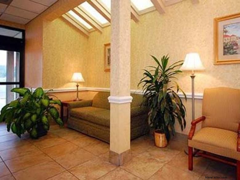 Kinderlou Inn: Charming Guesthouse in Scenic Southwest Georgia