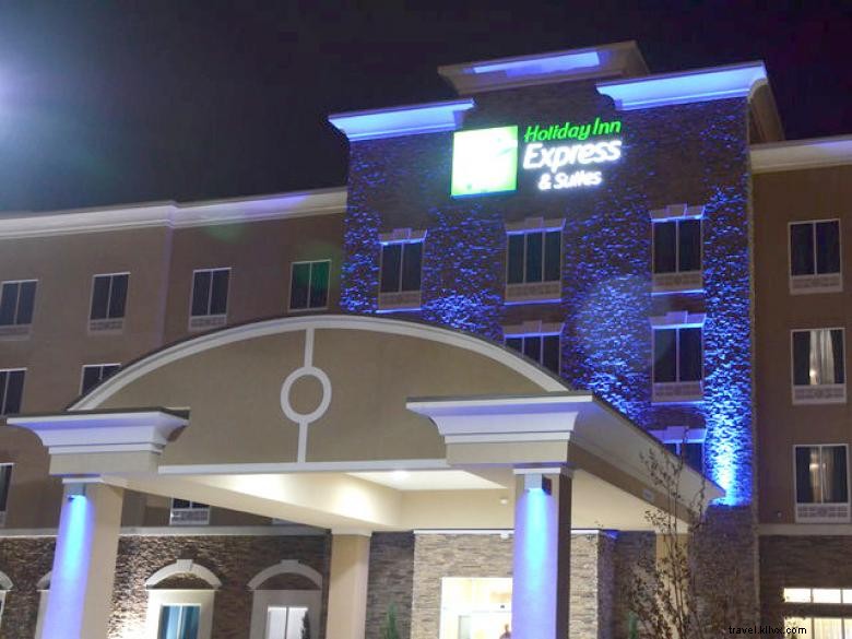 Holiday Inn Express & Suites Albany – Premier Hotel for Business & Leisure