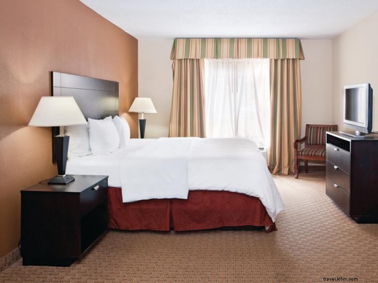 La Quinta Inn & Suites Dalton: Comfortable, Convenient, Affordable Stay