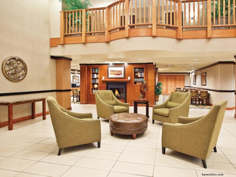 La Quinta Inn & Suites Dalton: Comfortable, Convenient, Affordable Stay