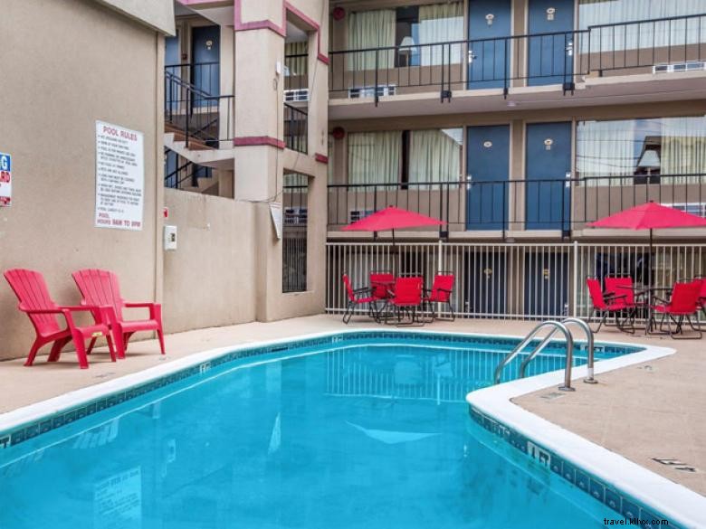 Econo Lodge Atlanta Airport North – Affordable Comfort Near the Airport