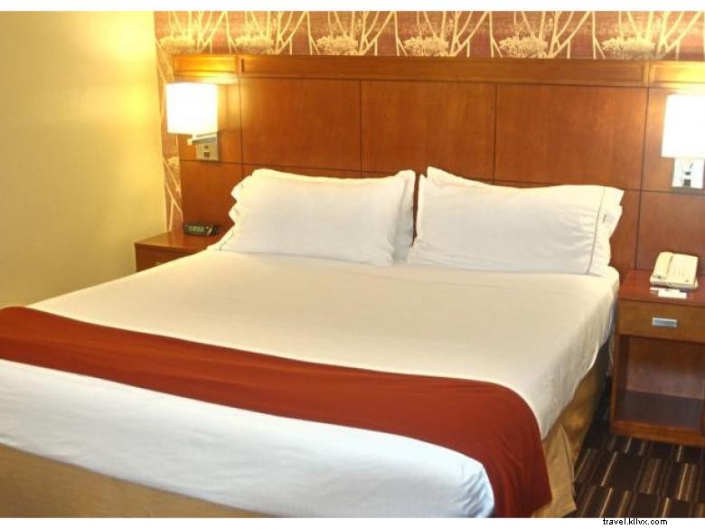 Holiday Inn Express Tifton – Comfort & Convenience in Scenic Southwest Georgia