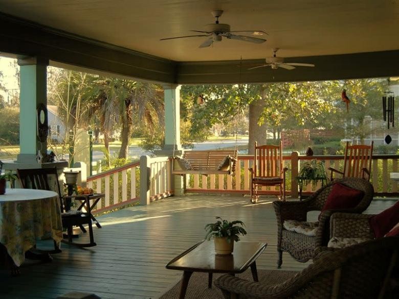 The Inn at Folkston: Charming Southern B&B with Historic Flair