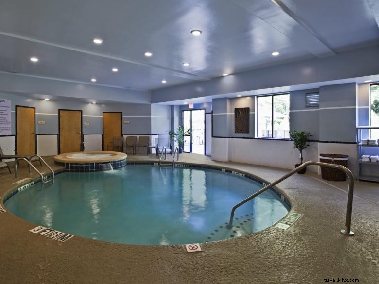 Best Western Plus Richmond Hill Inn – Luxury Comfort, Ultra‑Clean Rooms & 24‑hr Business Center