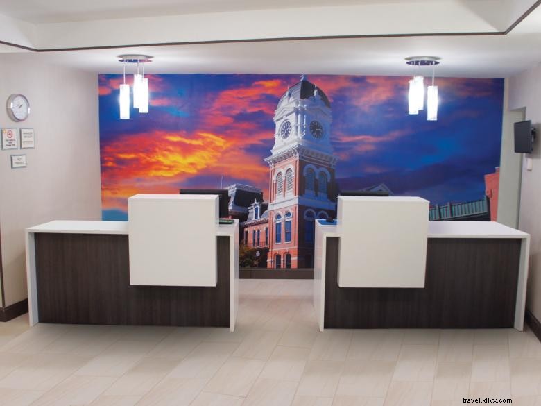 La Quinta Inn & Suites Covington – Comfort & Convenience in Historic Heartland