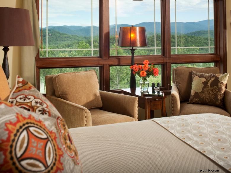 Experience Luxury at Lucille s Mountain Top Inn & Spa, Northeast Georgia
