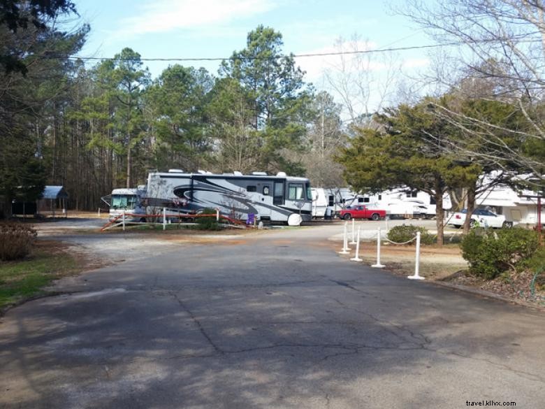 Sunset Campground – Quiet Retreat with Water Sports & Private Pads