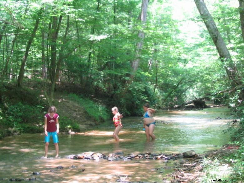 Discover Grove River Ranch: Tranquil Trails & Lush Mountain Laurel