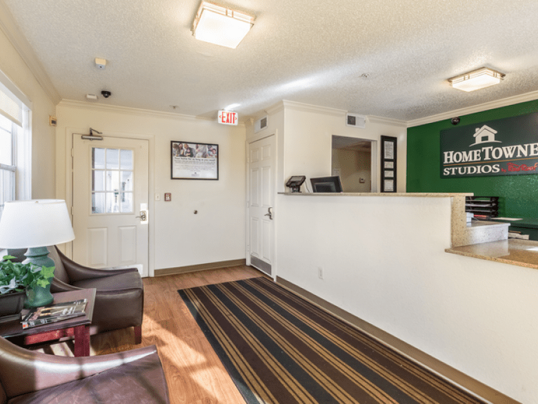 HomeTowne Studios – Premier Extended Stay in Peachtree Corners, Norcross, GA