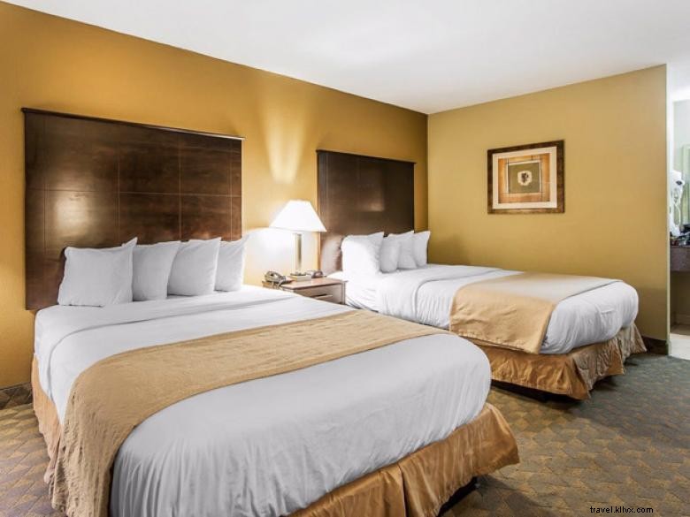 Quality Inn & Suites Bremen – Comfortable & Convenient Guest Experience