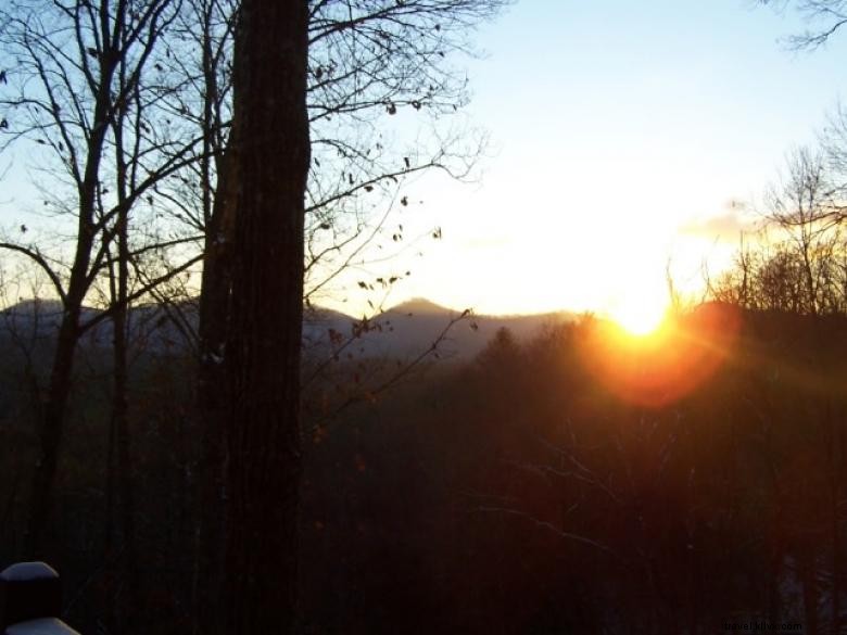 Cabin in the Clouds: Escape to Aska Mountain Cabins