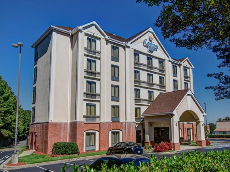 Comfort Inn Kennesaw – Cozy Rooms, Free Wi-Fi, Breakfast & Convenient Location