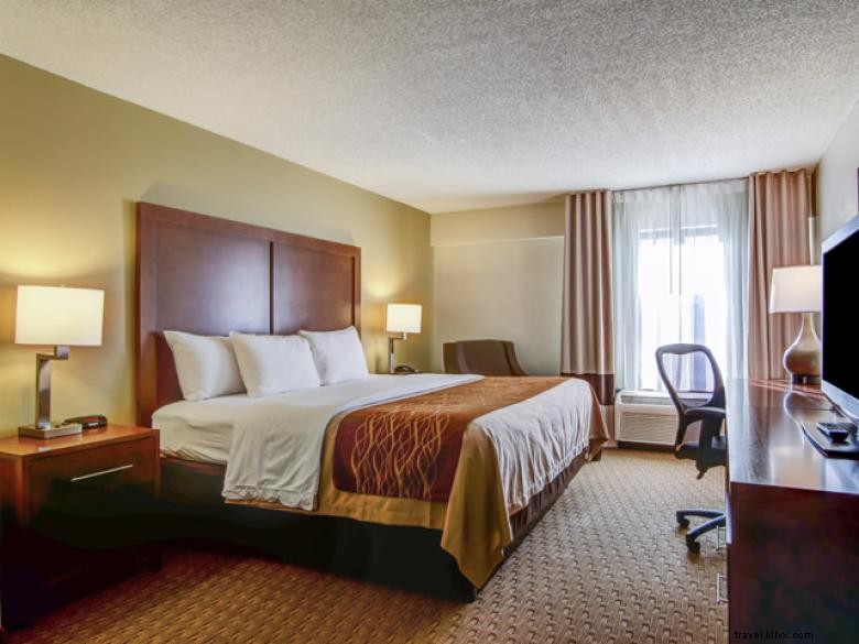 Comfort Inn Kennesaw – Cozy Rooms, Free Wi-Fi, Breakfast & Convenient Location