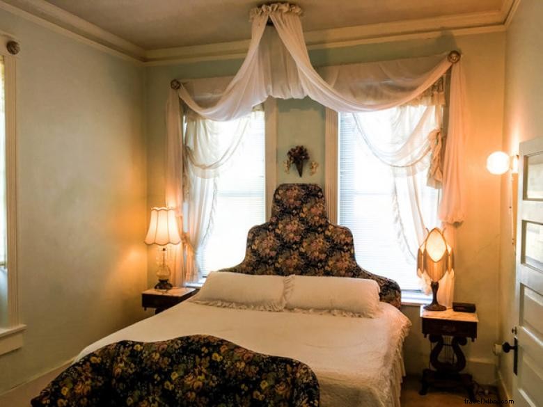 Warm Springs Bed & Breakfast Inn – Historic Comfort & Relaxing Retreat