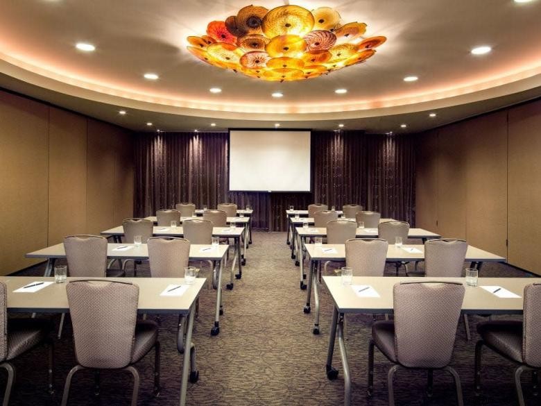 Experience Luxury at Andaz Savannah – Your Ultimate Retreat