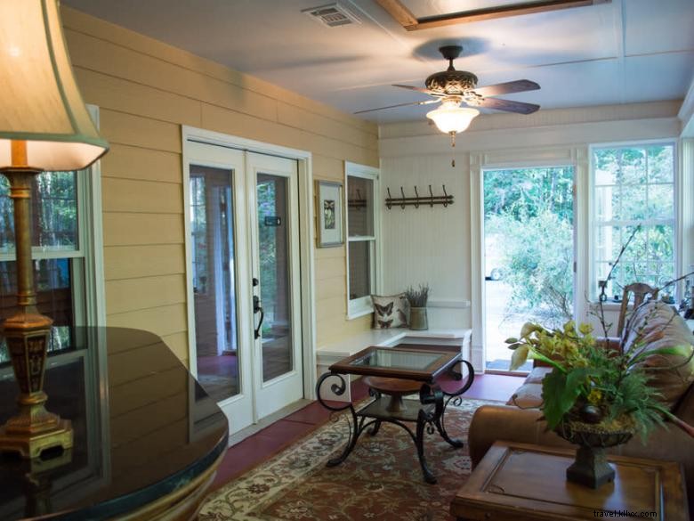 Racers Retreat Bed & Breakfast – Cozy Historic Stay