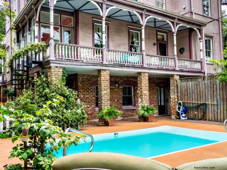 Amethyst Garden Bed & Breakfast – Tranquil Luxury Retreat