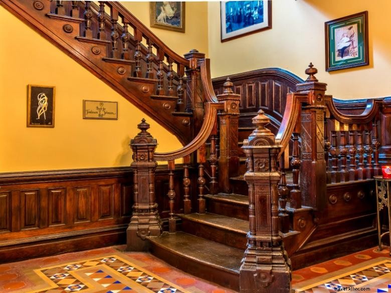 Amethyst Garden Bed & Breakfast – Tranquil Luxury Retreat