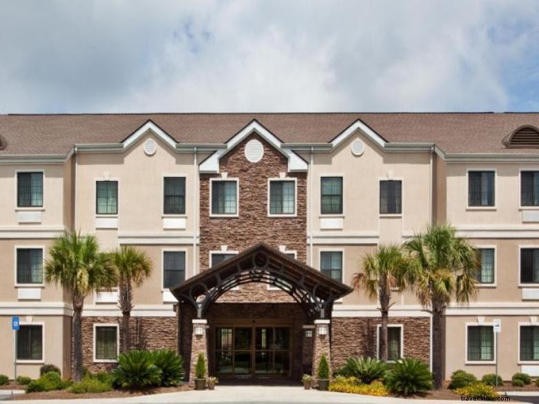 Staybridge Suites Savannah Airport – Pooler: Luxury Hotel, 1-Mile from Savannah Intl Airport