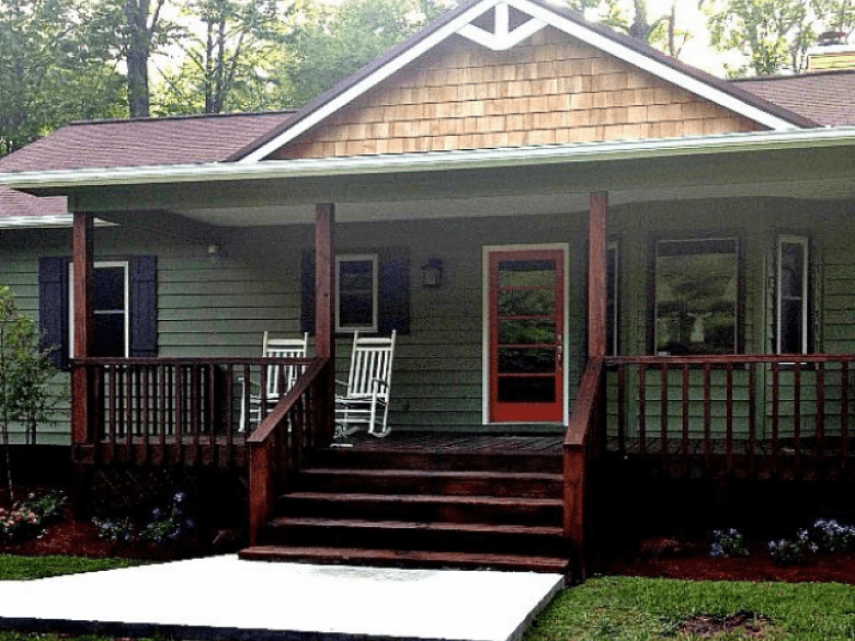 Tynman Riverside Lodge – Renovated 3-Bedroom Riverfront Retreat in Northeast Georgia