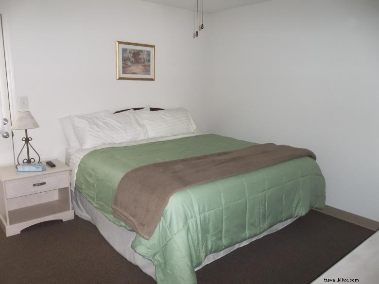 Douglas Inn & Suites – Premium Comfort & Modern Amenities