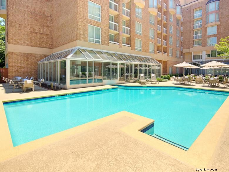 Hilton Atlanta Perimeter Suites – Luxury Comfort & Prime Location