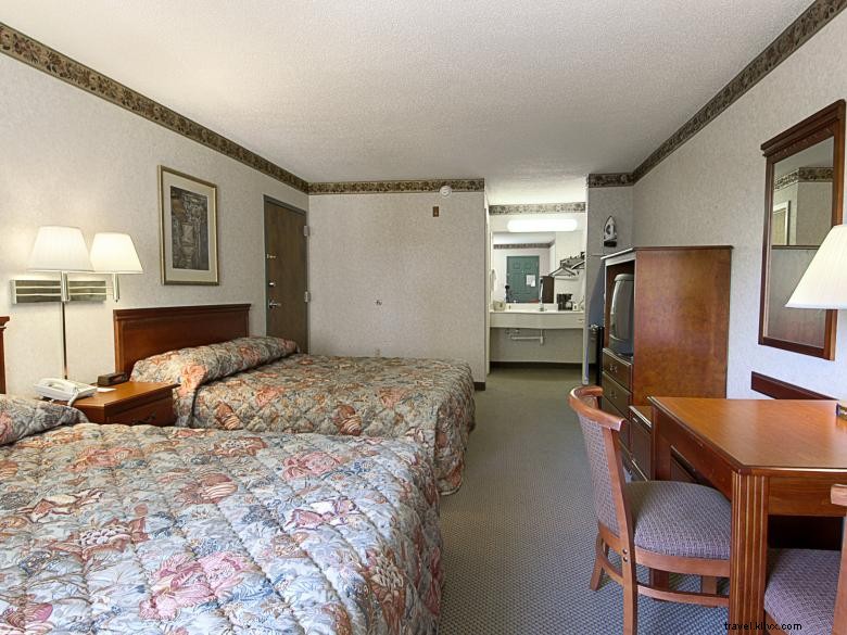 Super 8 by Wyndham – Comfortable Stay in Ft. Oglethorpe, GA & Chattanooga, TN