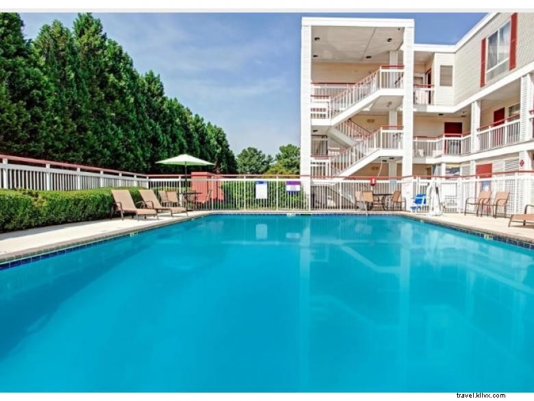 Comfort & Convenience: Days Inn by Wyndham Marietta on Delk Road – Your Atlanta Gateway