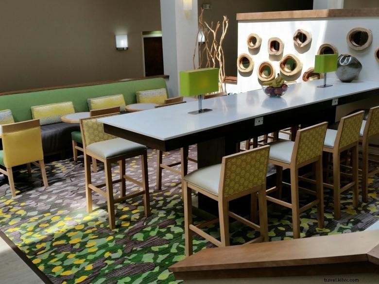Hampton Inn Cartersville – Newly Renovated Comfort & Convenience