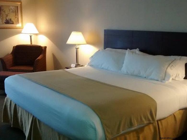 Holiday Inn Express Atlanta West – I‑20, Douglasville – Comfortable Stay & Convenient Access
