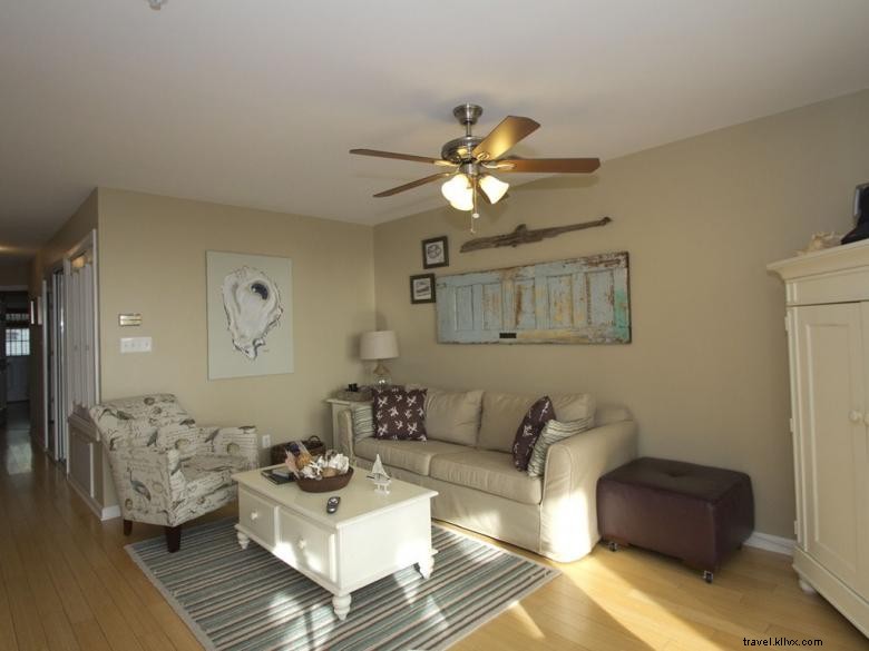 Luxury Oceanfront Condo on South Beach s Prestigious Strand