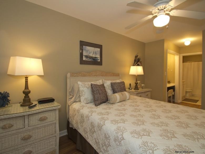 Luxury Oceanfront Condo on South Beach s Prestigious Strand