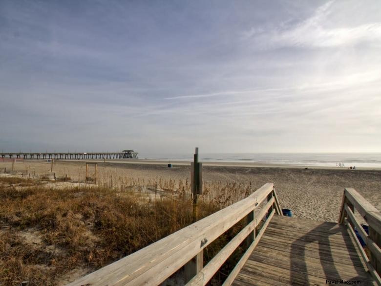 Luxury Oceanfront Condo on South Beach s Prestigious Strand