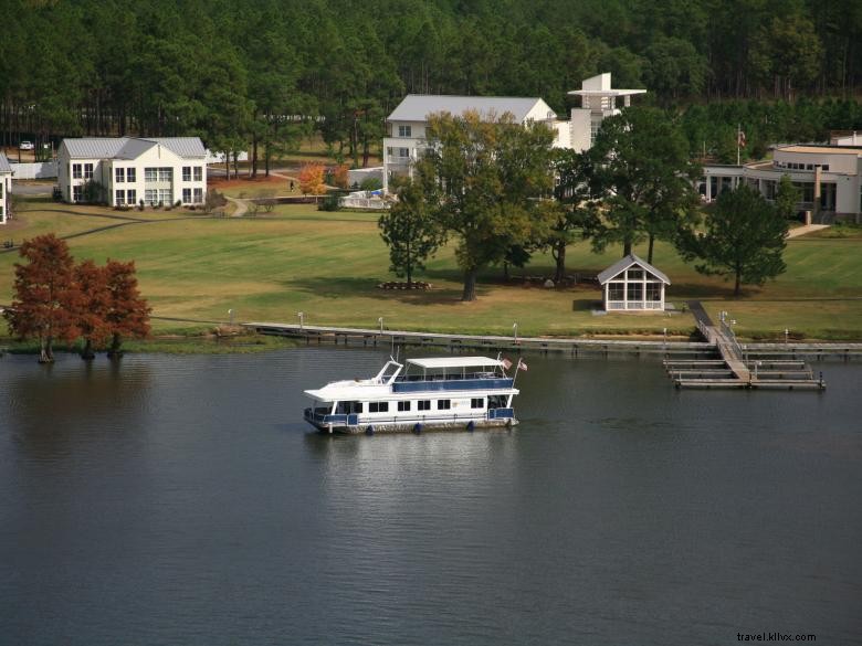 Lake Blackshear Resort & Golf Club – Luxury Lakeside Escape