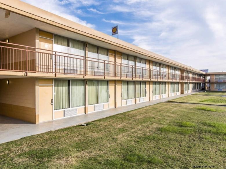 Econo Lodge Calhoun – Comfortable & Affordable Stay in Northwest Georgia