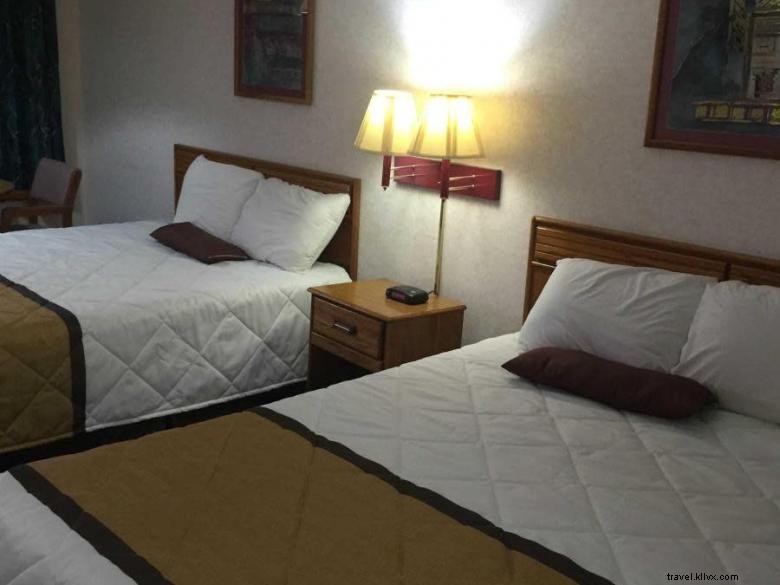 Americas Best Inn Calhoun: Premium Comfort & Exceptional Service