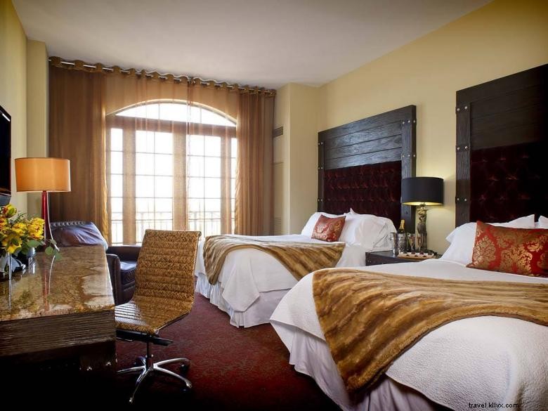 Bohemian Hotel – Savannah’s Premier Riverfront Retreat