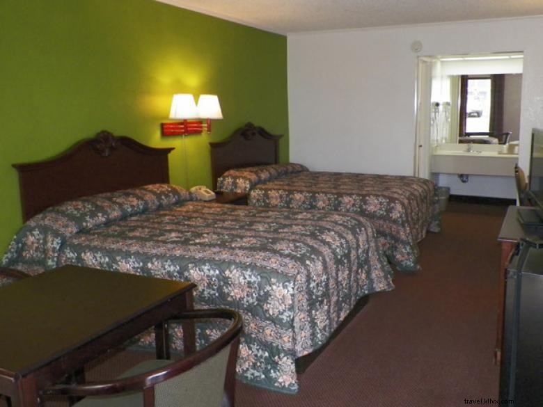 Historic Great Inn in Perry – A Classic Getaway