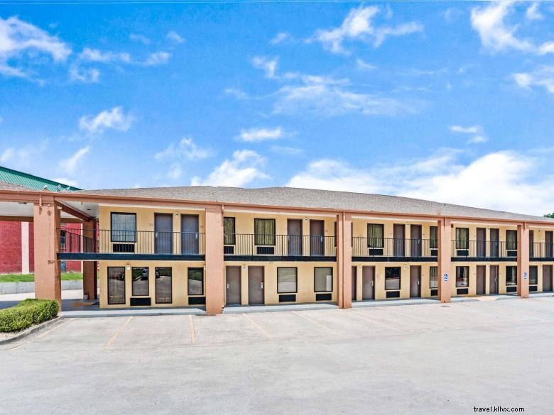 Comfortable Stay at Days Inn by Wyndham Douglasville – Atlanta, Fairburn Road