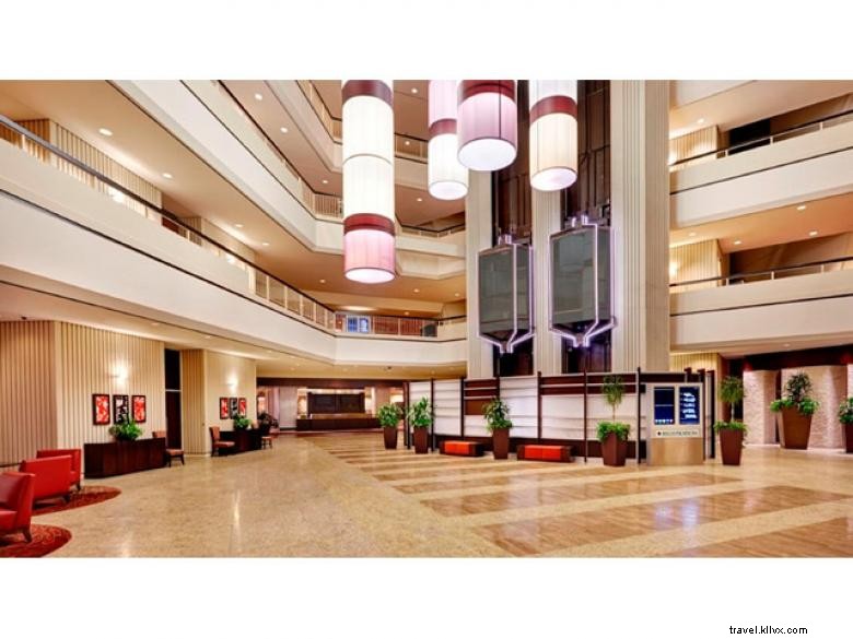 Hilton Atlanta – Premier Downtown Hotel Experience