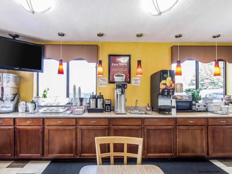 Econo Lodge Cartersville – Affordable Comfort & Convenience