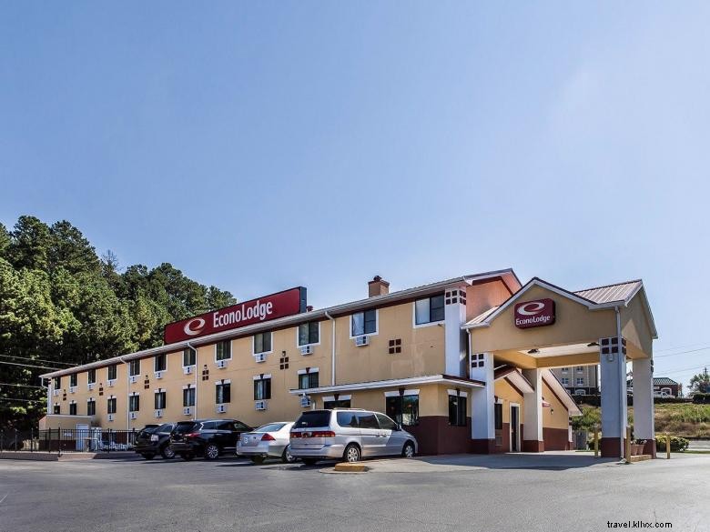 Econo Lodge Cartersville – Affordable Comfort & Convenience