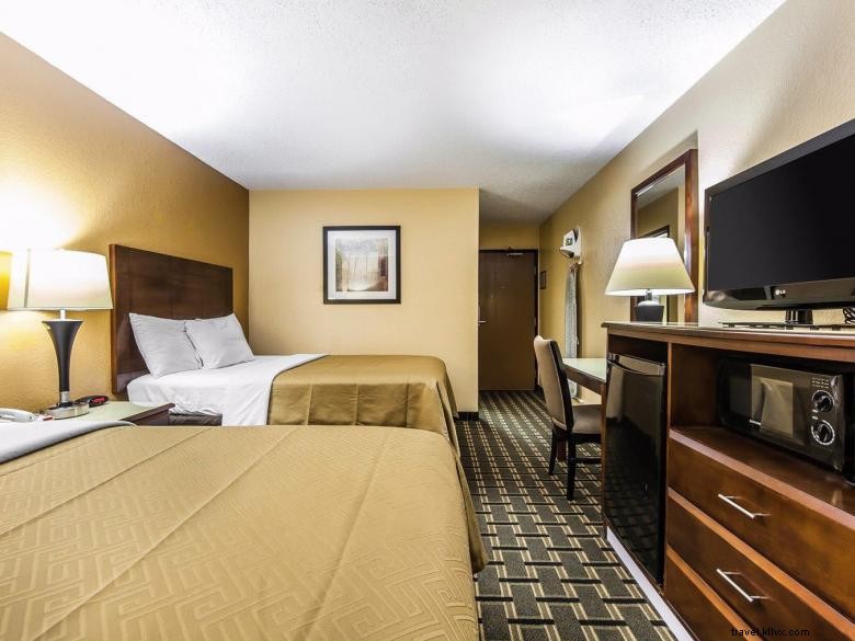 Econo Lodge Cartersville – Affordable Comfort & Convenience