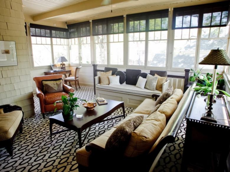 Stonehurst Place: Elegant Bed & Breakfast Retreat