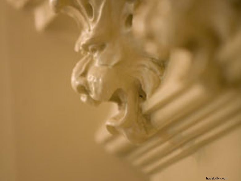 Stonehurst Place: Elegant Bed & Breakfast Retreat