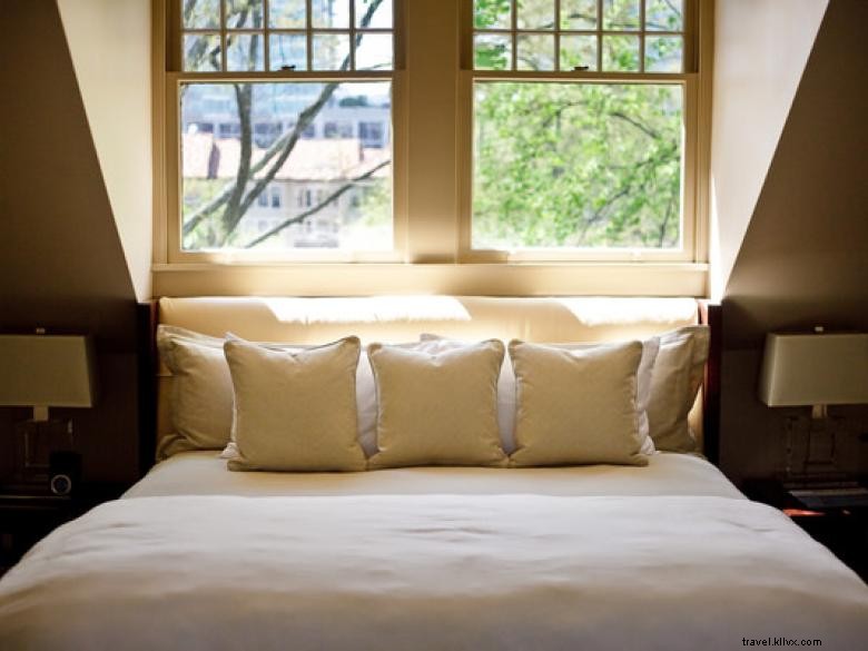 Stonehurst Place: Elegant Bed & Breakfast Retreat