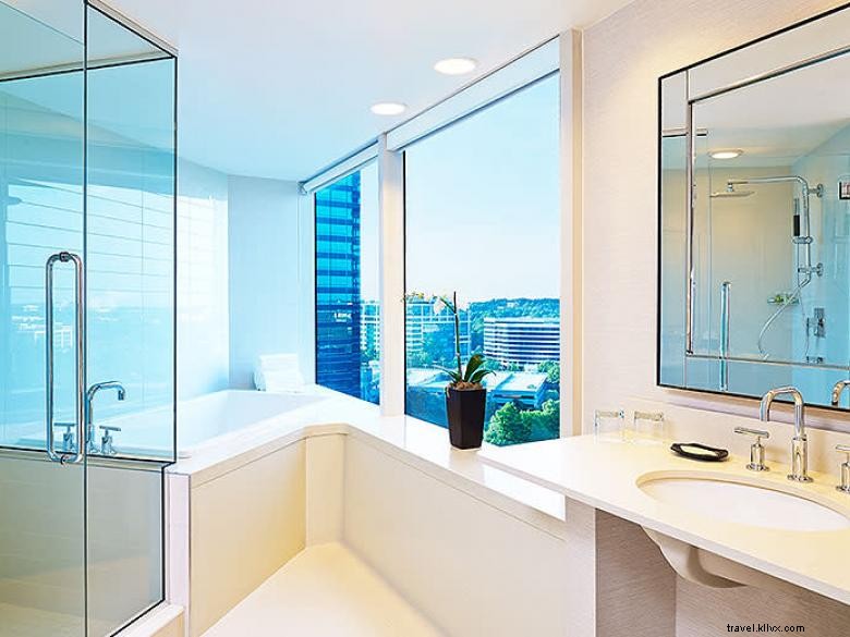 Westin Atlanta Perimeter North – Luxury Comfort & Modern Conveniences