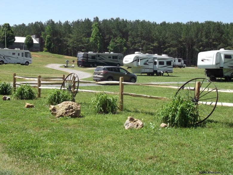 The Rock Campground & RV Park – Your Ultimate Lakeside Camping Destination