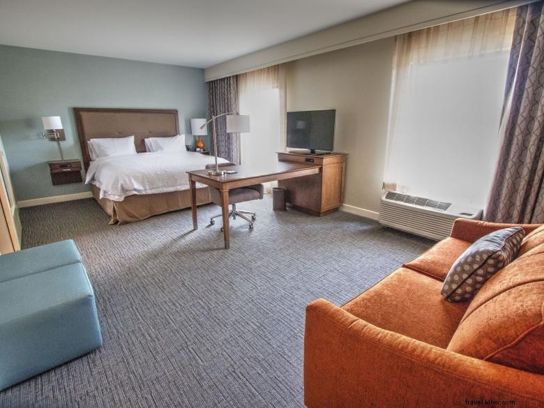 Stay at Hampton Inn & Suites Braselton – Comfort & Convenience Await